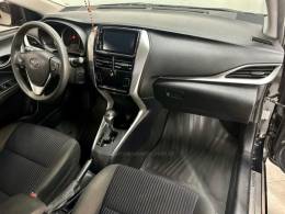 TOYOTA - YARIS - 2021/2021 - Preta - Sob Consulta