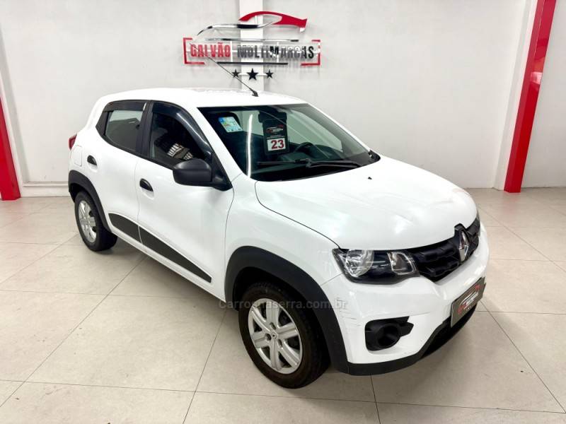 RENAULT - KWID - 2023/2023 - Branca - R$ 45.900,00